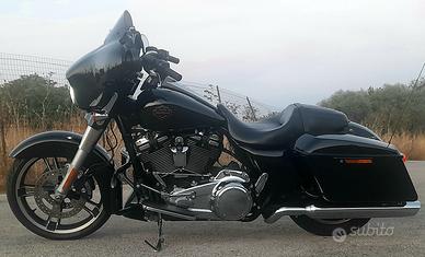 Harley Davidson Street Glide 107 permuta