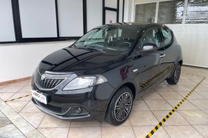 Lancia Ypsilon 1.0 FireFly 5 porte S&S Hybrid Gold