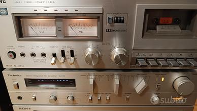 amplificatore technics e stereo cassette . JVC..
