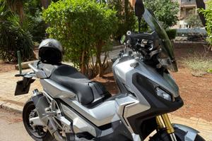 Honda 750 x-adv