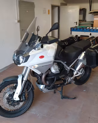 Moto Guzzi Stelvio 1200