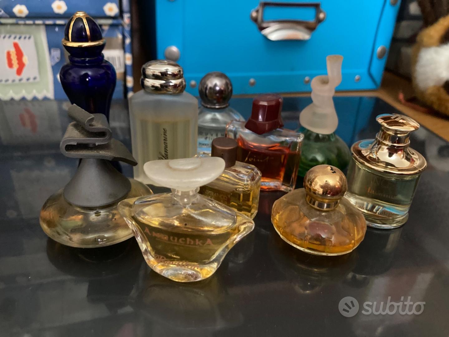 miniature di profumi anni '80/'90 : miniature profumi - Auction Fashion,  Memorabilia e Militaria con una collezione