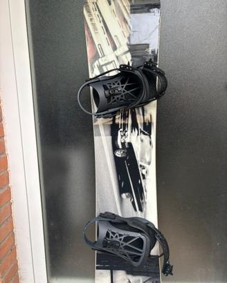 Tavola da snowboard NITRO + attacchi + scarponi