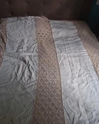 tenda fatta a mano