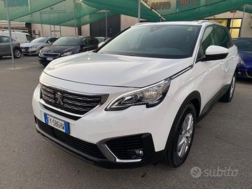 Peugeot 5008 1.5 130 CV EAT8 7 Posti Garantita