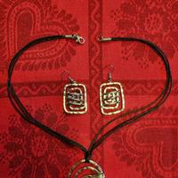 Parure  collana ed orecchini