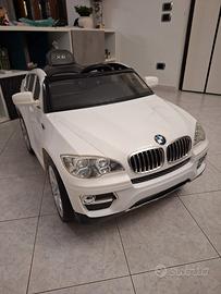 Macchinina elettrica BMW 2WD (2 route motorizzate)