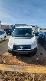 Fiat scudo 9 posti due porte laterali passeggeri