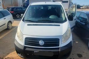 Fiat scudo 9 posti due porte laterali passeggeri