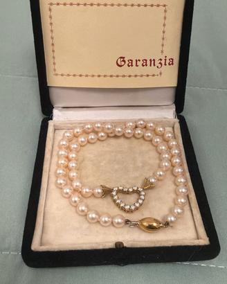 collana di perle coltivate e brillanti