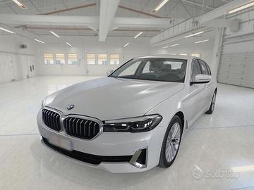 BMW Serie 5 518d Luxury