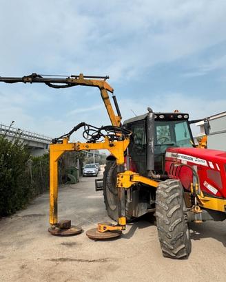 Massey Ferguson 7475 con Braccio GreenTech