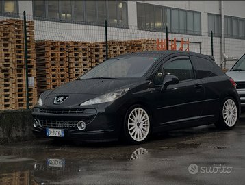 Peugeot 207 GT 1.6 THP