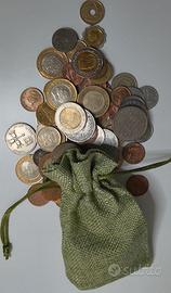 N° 130 monete mondiali Mix in sacchetto di tessuto