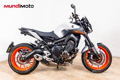 YAMAHA MT 09 - 2019