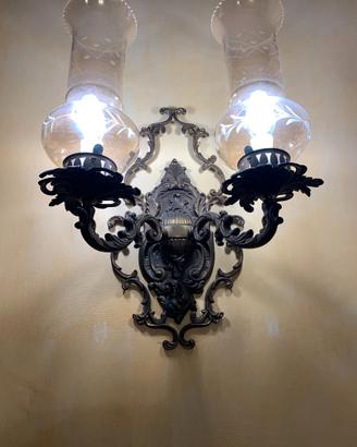 LAMPADARIO E 4 APPLIQUE DA PARETE