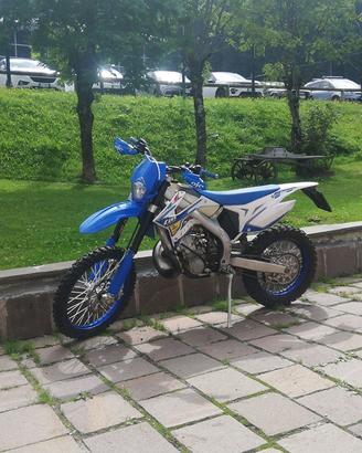 TM300EN