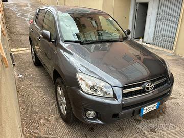 RAV 4 2010   61016 KM