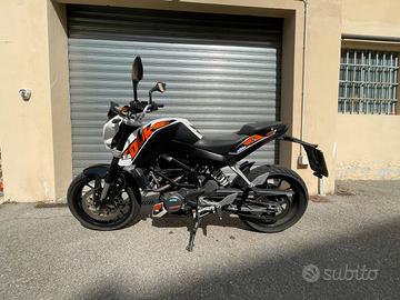 KTM Duke 125 2016