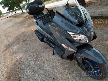 Suzuki Burgman 400