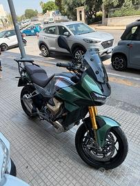 Moto Guzzi V100 Mandello S