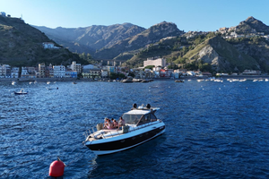 Dalla Pietà 40 piedi completamente refittata -