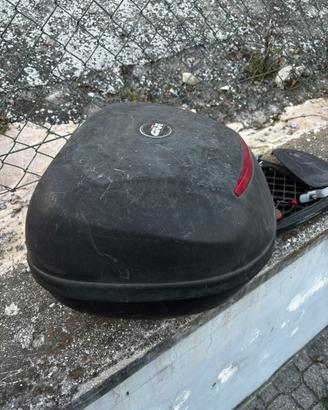 Bauletto scooter Givi