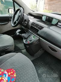  Peugeot 807 autocarro 