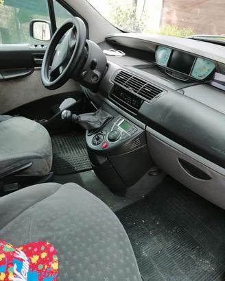  Peugeot 807 autocarro 