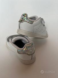 Scarpina Adidas Stan Smith numero 22