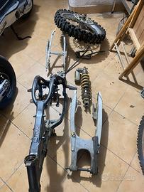 Avantreno ricambi suzuki rm 125