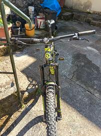  Bicicletta Mountain bike.