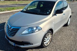 Lancia Ypsilon ecochic 2015