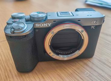 Sony A7C II - 2 batterie aggiuntive e L-bracket