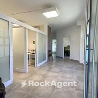 FONDI COMMERCIALI USO UFFICIO O STUDIO