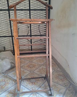 Porta e stira camicie legno