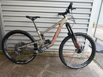 SANTA CRUZ MEGATOWER GX AXS RSV 2024