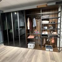 Cabina armadio con vetro fumè - montaggio incluso