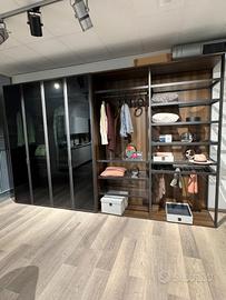 Cabina armadio con vetro fumè - montaggio incluso