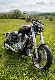 MOTO Suzuki  INTRUDER  1400  