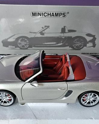 PORSCHE BOXSTER 981 scala 1/18 Minichamps RARISSIM