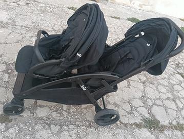 passeggino gemellare 