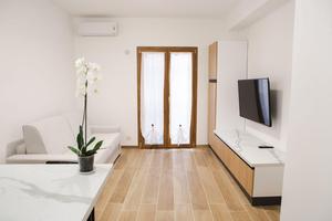 Casavacanza con terrazzo, vicino al mare