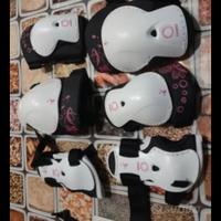 PROTEZIONI PER BICI E PATTINAGGIO 