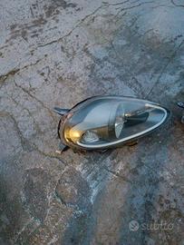 Fari fiat punto evo 