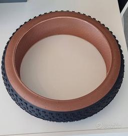 Pneumatico Ebike nuovo 20 x 4.0 nero e marrone