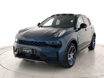 Lynk & Co 01 1.5 td phev auto
