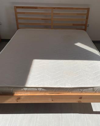 Letto ikea Tarva con materasso
