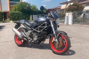 Ducati Monster s4