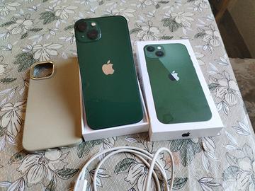 IPhone 13 verde 128 gb. con scatola originale. 